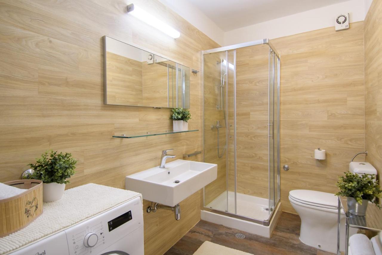 Julie City Centre Porec Apartment 외부 사진